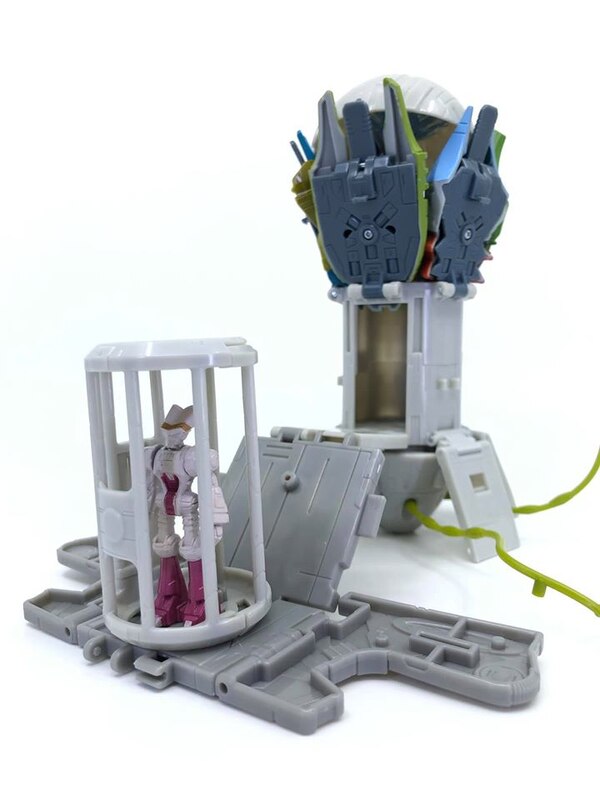 Transformers Quintesson Pit Of Judgement Set  (25 of 31)